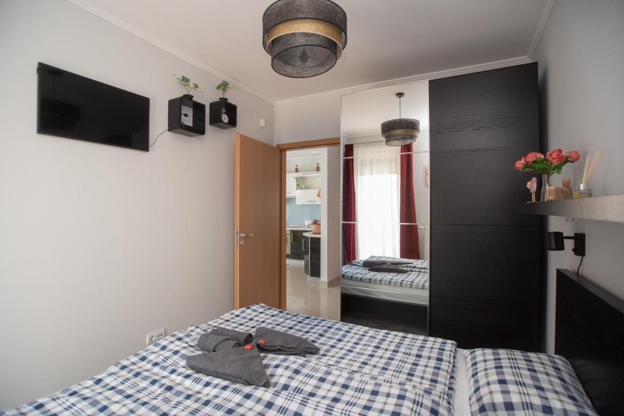 Sunny Home Near Bud With 2Br, Ac And Free Parking Vecsés Exteriör bild