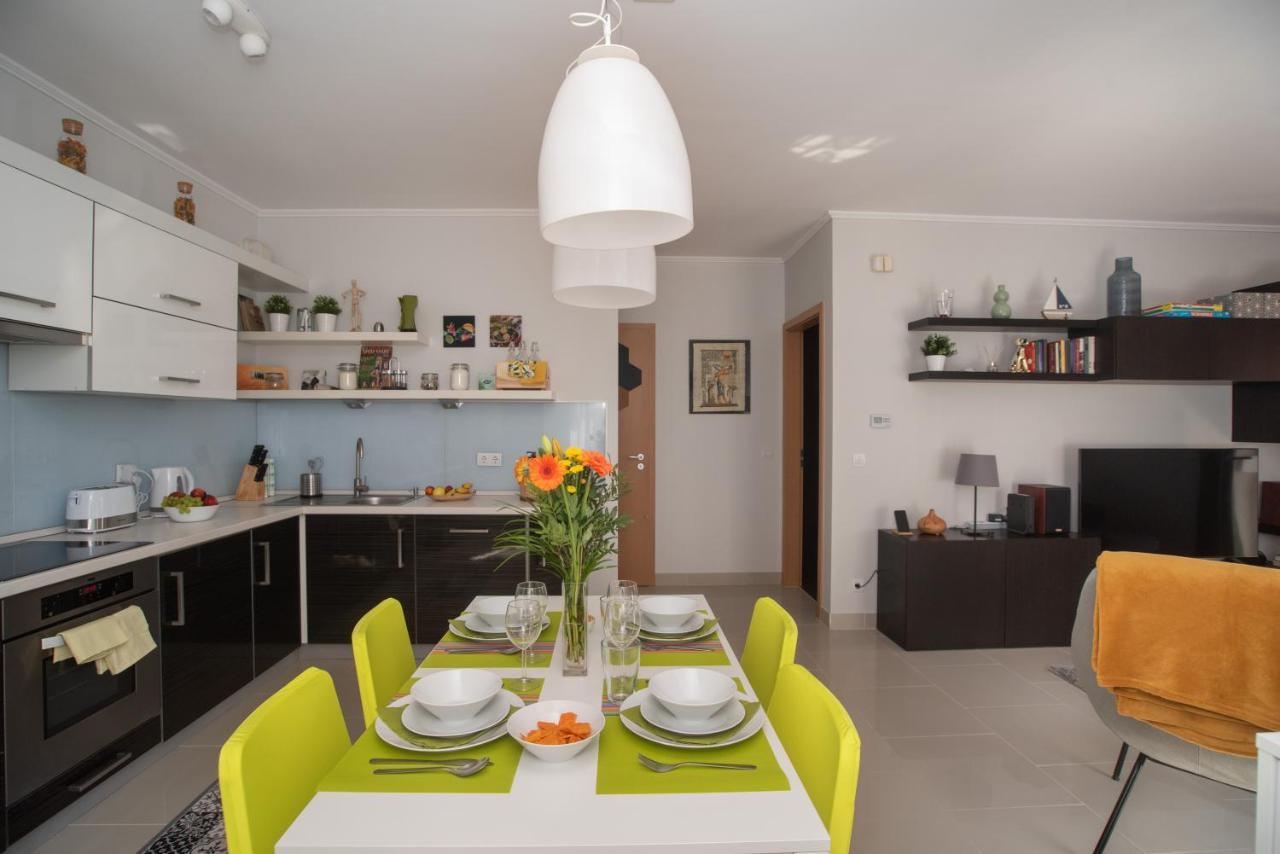 Sunny Home Near Bud With 2Br, Ac And Free Parking Vecsés Exteriör bild